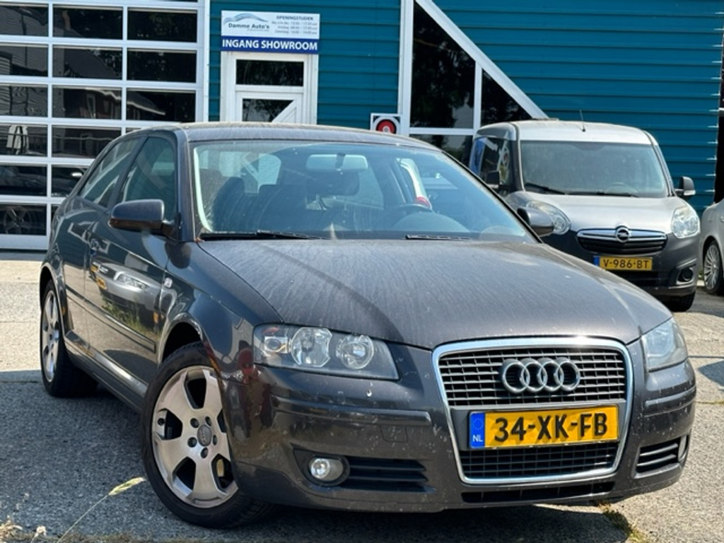 34396534-2.jpg