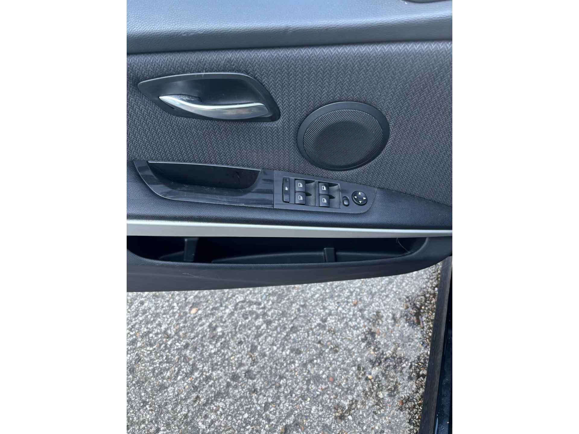 44201408-10.jpg