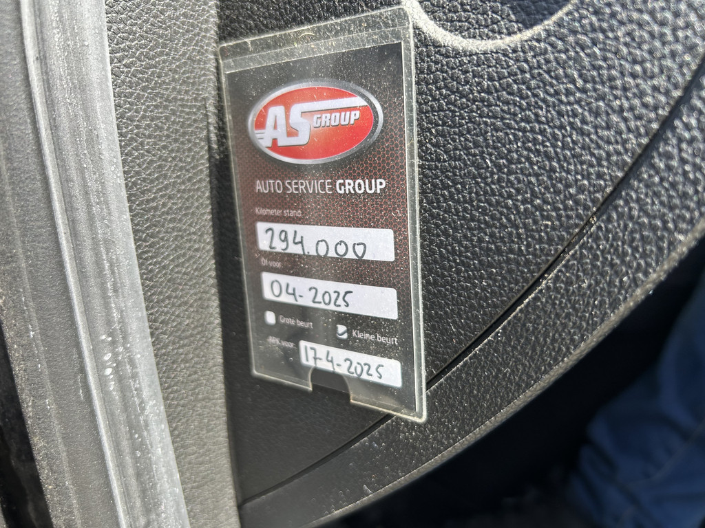 44789853-18.jpg