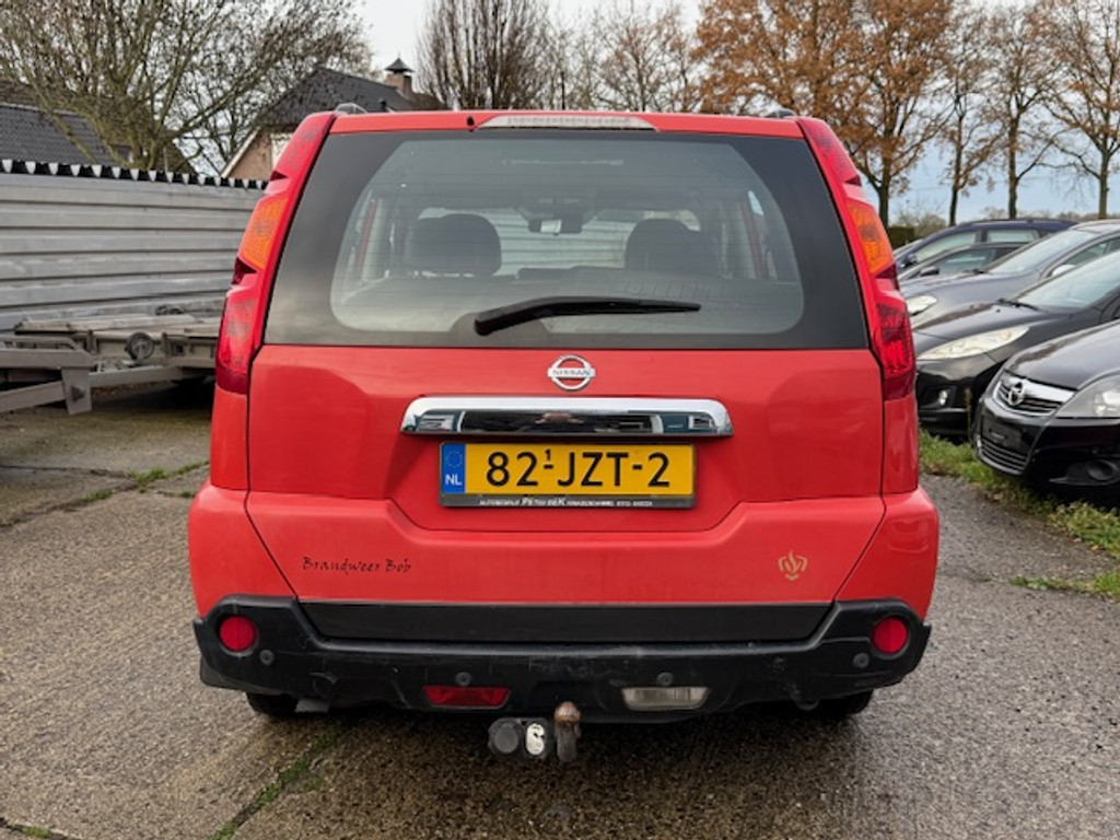 49882688-10.jpg
