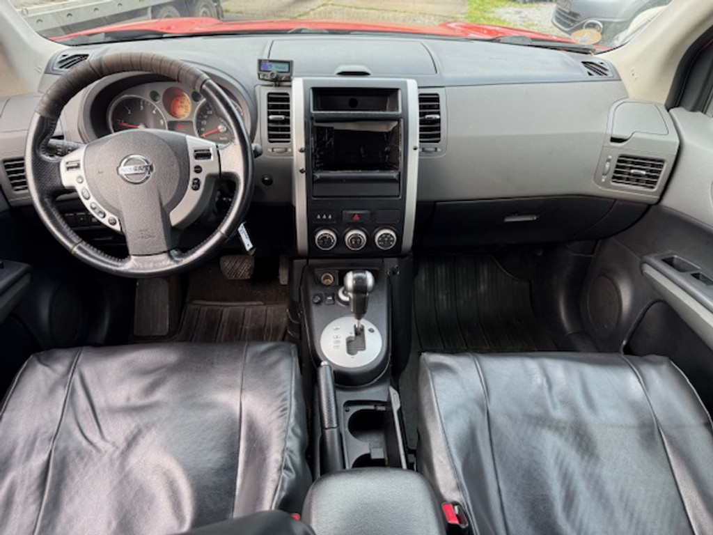 49882688-3.jpg